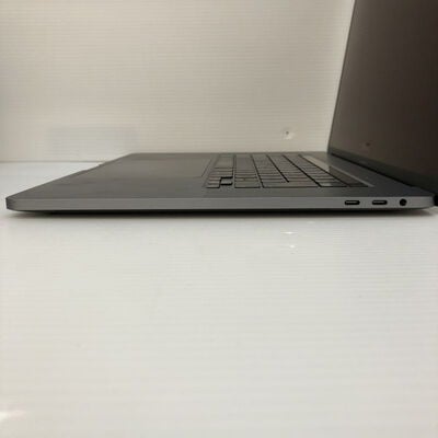 【徳島住吉店】中古  Apple MacBook Pro 16インチ (i7 2.6GHz/512GB/16GB/5300M 4GB ) シルバー MVVL2J/A (Late 2019) 141359 