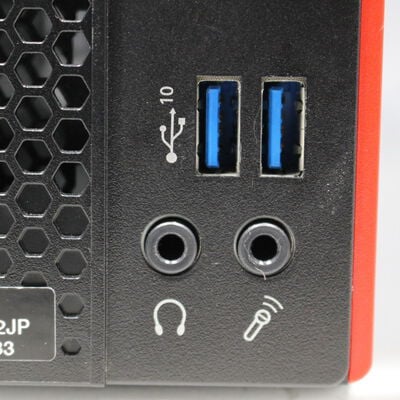【座間相武台】中古  Fujitsu ESPRIMO D588/TX 