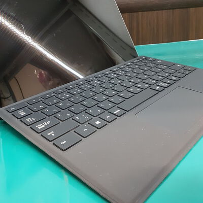 【鹿児島店】中古  Suｒfece　Ｐｒｏ6(i5-8350U/8GB/SSD128GB/W11P) 4700001126 