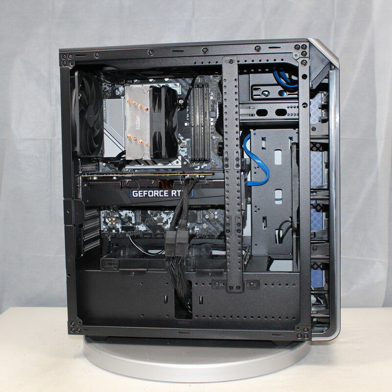 中古 THIRDWAVE GALLERIA SK(Intel Core i7 13700F/32GB/SSD1TB