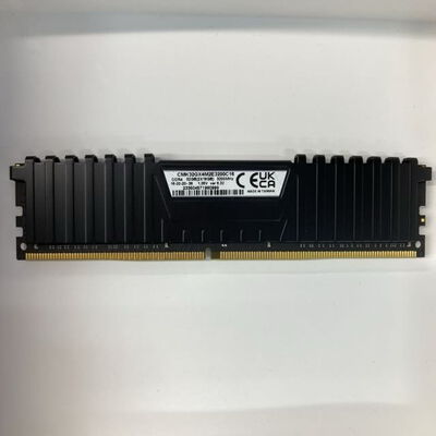 【八王子店】中古  PC4-25600 16GB デスクトップ用(DDR4-3200) 140728 