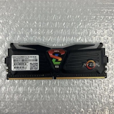 【秋葉原本店】中古  PC4-25600 8GB デスクトップ用(DDR4-3200) 140727 