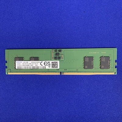【横浜駅前店】中古  PC5-38400 8GB デスクトップ用 151530 