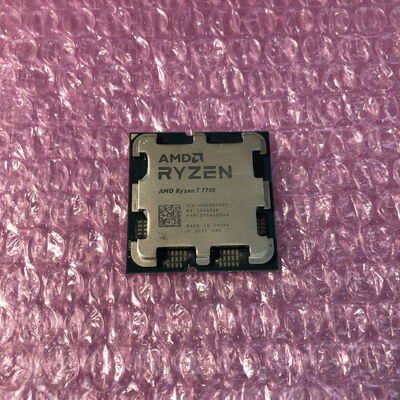 【姫路店】中古  AMD Ryzen 7 7700 (AM5/3.8GHz/40M/C8/T16/65W) 1460024624 