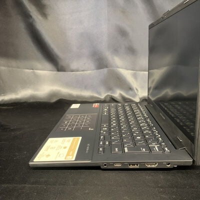 【横浜駅前店】中古  ASUS　Vivobook GO E1404FA(Ryzen 5 7520U/16GB/SSD512GB/W11H) 3400009724 