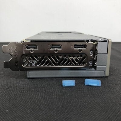 【長野稲里店】中古  SAPPHIRE SA-NITRO+ AMD Radeon RX9060XT 16GB 5110001248 