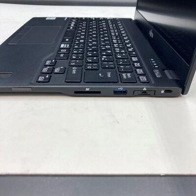 【熊本浜線店】中古  Fujitsu FMVU28021(i5-10310U/8GB/SSD256GB/W11P) 5370001191 