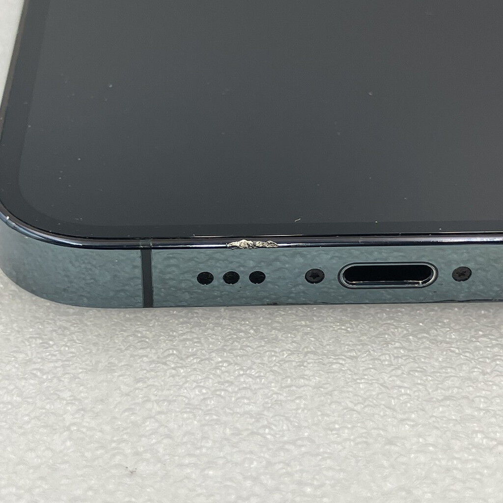 中古 【SIMロック解除済み】【docomo】Apple iPhone12 Pro 6.1インチ