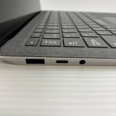 【秋葉原本店】中古  Microsoft Surface 1950(i5-1235U/8GB/SSD256GB/W11H) 3410014769 