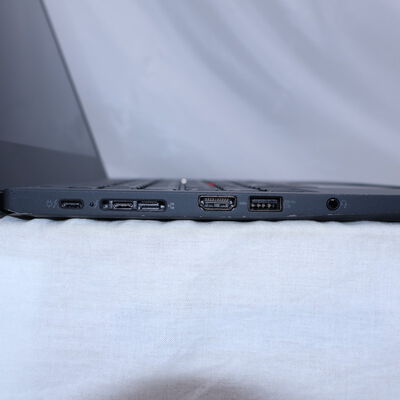 【通販センター】中古  Lenovo ThinkPad T14s Gen 2(Intel Core i5 1145G7 2.60GHz/16GB DDR4/SSD256GB/-/オンボード/14/1920x1080/Wi-Fi/WEBCAM/W11H/VBT) 203281 