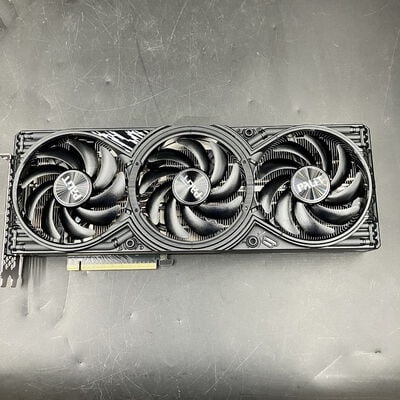 【大須店】中古  Palit NE7507T019T2-GB2031U(RTX5070Ti 16GB GamingPro-S) 188931 