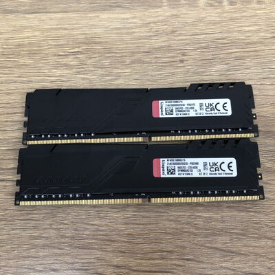 【津ラッツ店】中古  Kingston FURY KF426C16BBK2/16 (合計16GB PC4-21300/DDR4-2666 デスクトップ用） 4990001711 