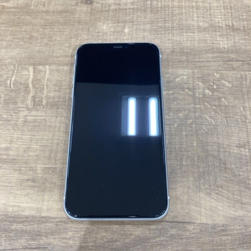 iPhone11 中古品 中古 【docomo】 Apple iPhone11 64GB (ホワイト) MHDC3J/A 新