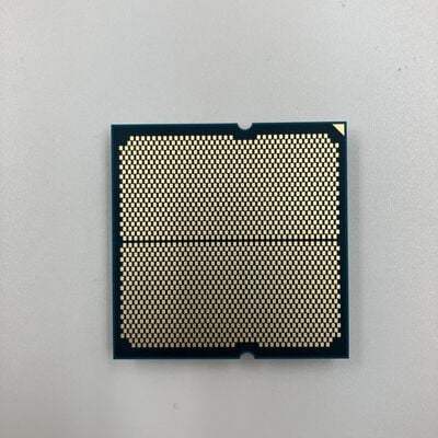 【なんば店】中古  AMD Ryzen 7 9800X3D (AM5/4.7/104M/C8/T16/120W) 1460025260 