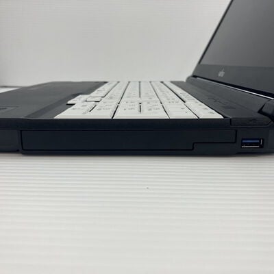 【秋葉原本店】中古  FUJITSU Lifebook　A749(i5-8265U/8GB/SSD256GB/W11P) 3410015589 