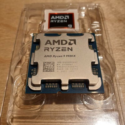【鹿児島店】中古  AMD Ryzen 9 9900X (AM5/4.4GHz/76M/C12/T24/120W) 169025