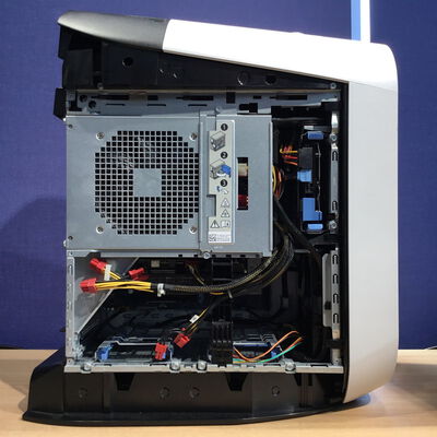 【松山環状枝松店】中古  Dell Alienware Aurrora R11(i7-10700KF/16GB/SSD256+HDD2TB/無し/RTX3060Ti 8GB/W10H) 4560001132 