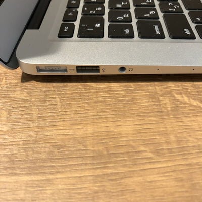 【姫路店】中古  Apple MacBook Air (13.3 i5/1.6G 128GB) MJVE2J/A 2015 127962 