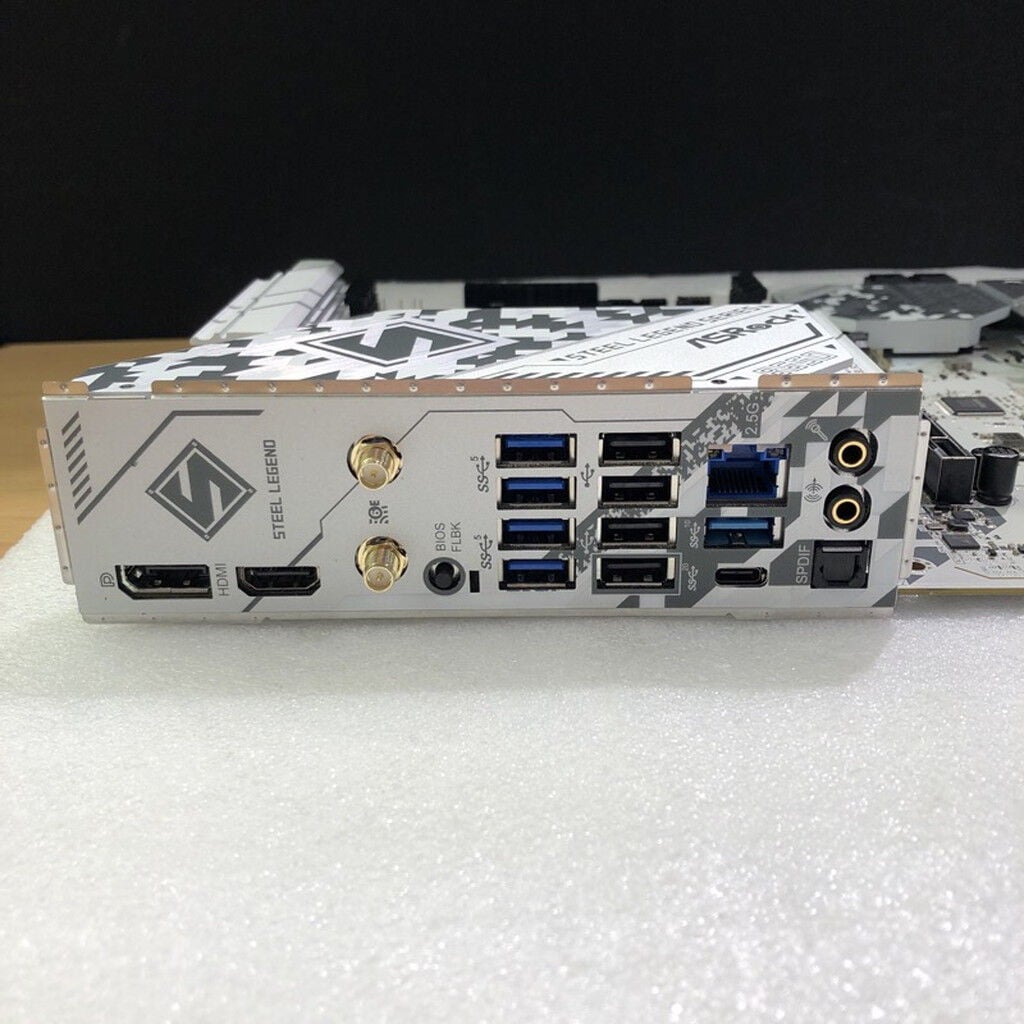 中古 ASRock B650 Steel Legend WiFi (B650 AM5 ATX) 4720001736【4/15