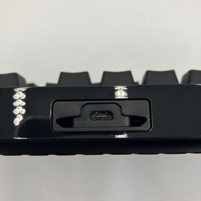 【なんば店】中古  Logicool G-PKB-002LN (有線 ｹﾞｰﾐﾝｸﾞｷｰﾎﾞｰﾄﾞ) 158800 