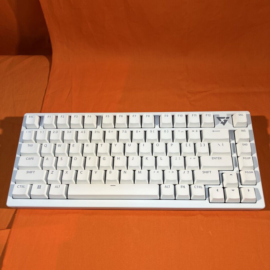 中古 ATK ATK75-WL (有線 ｹﾞｰﾐﾝｸﾞｷｰﾎﾞｰﾄﾞ) 3280021292 （276625