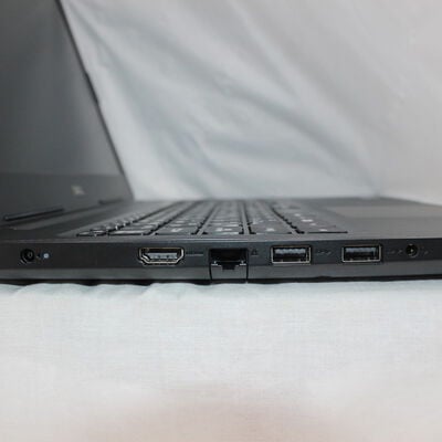 【通販センター】中古  DELL Vostro 3590(Intel Core i5 10210U 1.60GHz/16GB DDR4/SSD256GB/-/オンボード/15.6/1920x1080/GbE/Wi-Fi/WEBCAM/W11P/VBT) 197889 