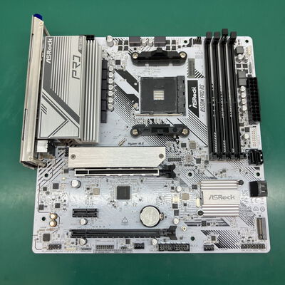 【浦添城間店(沖縄)】中古  ASRock B550M Pro RS (B550 AM4 mATX DDR4) 4780001093