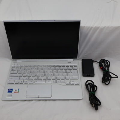 【通販センター】中古  富士通 LIFEBOOK WU2/H1 FMVUH01002(Intel Core i7 1355U/32GB DDR5 (PC5)/SSD512GB/なし/オンボード/14/1920x1200/Wi-Fi/W11H64 MAR) 194587 