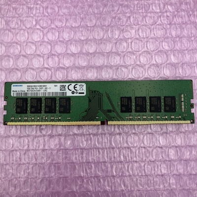 【町田店】中古  PC4-19200 16GB デスクトップ用(DDR4-2400) 135639 