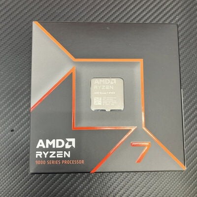 【富士青葉店】中古  AMD Ryzen 7 9700X (AM5/3.8GHz/40M/C8/T16/65W) 169022 