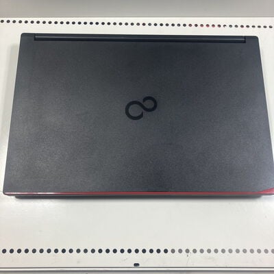 【大宮店】中古  FUJITSU LIFEBOOK A5511/G (Intel Core i5 1145G7 2.6GHz/16GB/新品SSD256GB/DVD/オンボード/15.6/1366x768/W11H64) 171528 