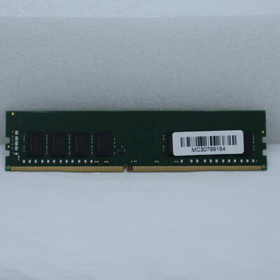 【通販センター】中古  PC4-21300 16GB デスクトップ用(DDR4-2666) 135638 