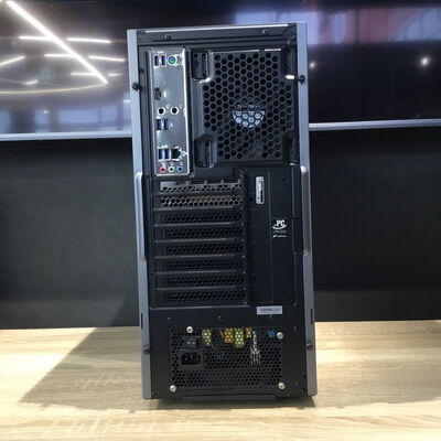 【松山環状枝松店】中古  THIRDWAVE GALLERIA XA7R-R37(Ryzen7 3700X/16GB/SSD512GB/無し/RTX3070 8GB/W11H) 4560001839 