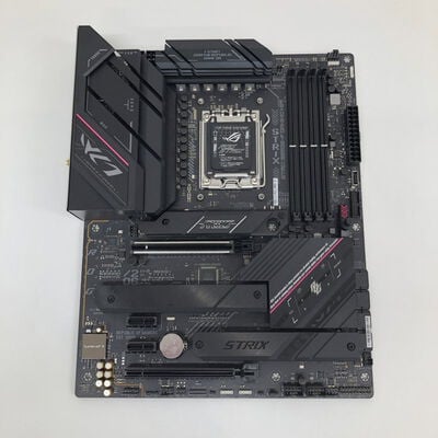 【津ラッツ店】中古  ASUS ROG STRIX B650E-F GAMING WIFI(B650E AM5 ATX DDR5) 167324 