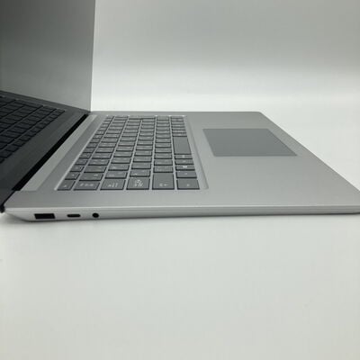 【神戸・三宮店】中古  Microsoft Surface Laptop3(Ryzen5 microsoft surface(R)Edition/8GB/SSD128/なし/AMD Radeon (TM)Vega9 Grarhicd 2GB/15/2496&times;1664/W11H 5140001591 