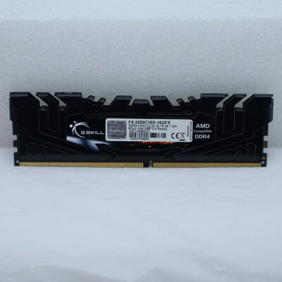 【通販センター】中古  PC4-25600 8GB デスクトップ用(DDR4-3200) 140727 
