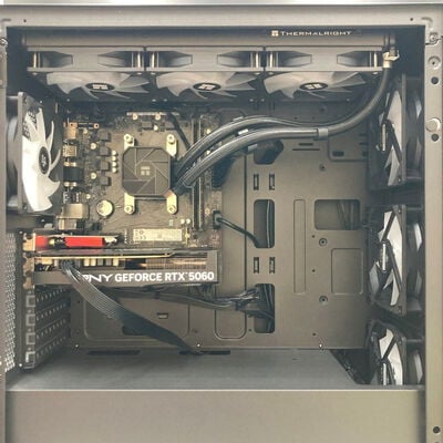 【熊本浜線店】中古  オリジナル自作PC(Ryzen 7 5700X/32GB/SSD1TB/RTX5060/W11H) 5370001137 