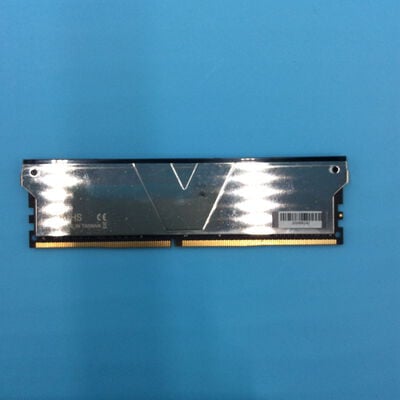 【秋葉原本店】中古  PC4-25600 32GB デスクトップ用(DDR4-3200) 143224 