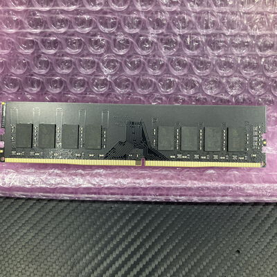【富士青葉店】中古  PC4-25600 16GB デスクトップ用(DDR4-3200) 140728 