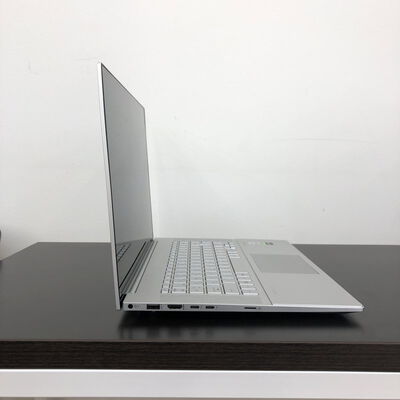 【長野稲里店】中古  HP ENVY Laptop 15-ep0xxx 5110001388 