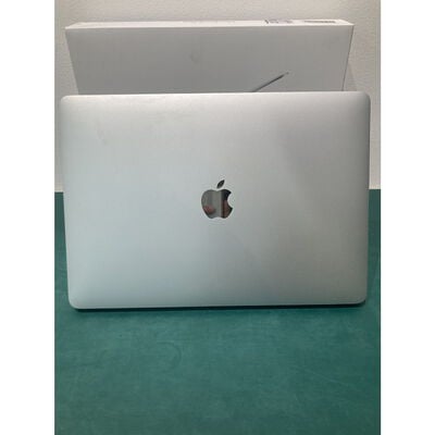 【浦添城間店(沖縄)】中古  Apple MacBook Pro 13.3インチ (Core i5 2.0GHz/16GB/512GB) シルバー Touch Bar Magic Keyboard搭載モデル MWP72J/A (Early 2020) 142639 