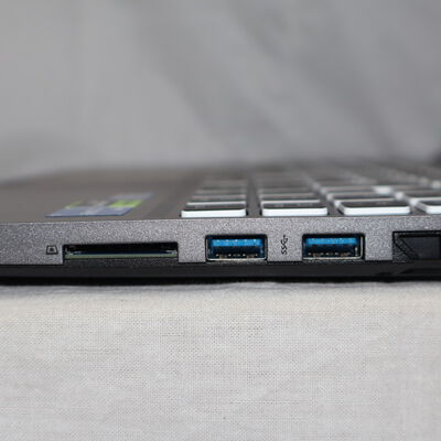 【通販センター】中古  THIRDWAVE GALLERIA RL7C-R35-5N(Intel Core i5 13420H/32GB DDR4 (PC4)/SSD1TB/なし/NVIDIA GeForce RTX 3050 4GB Laptop GPU/15.6/1920x1080/Wi-Fi/W11H64 MAR) 201362 