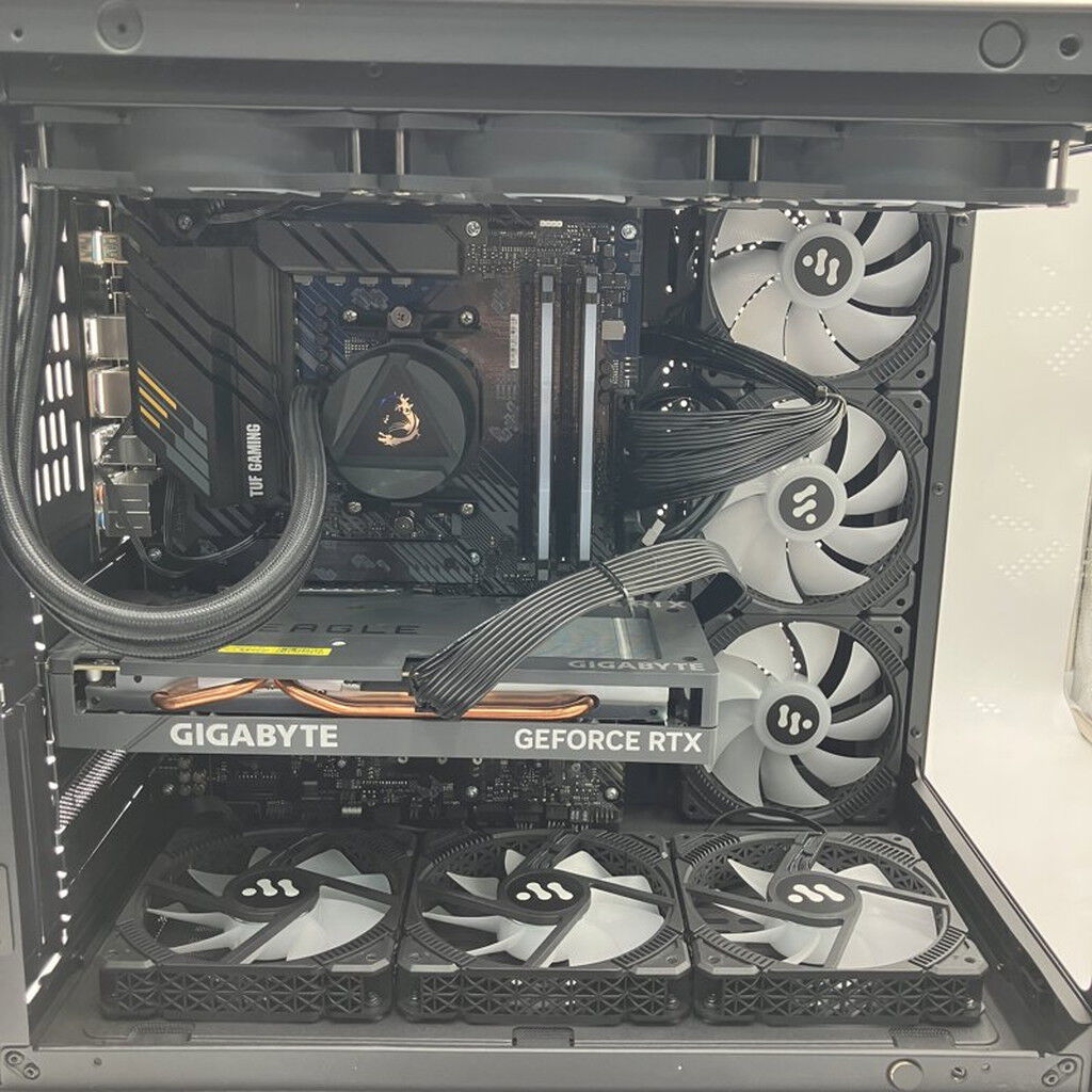 中古 その他 自作PC (Ryzen 7 5700X/32GB/SSD1TB/RTX4060) 3280023819
