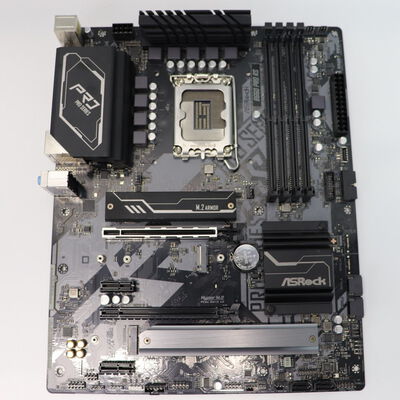 【札幌店】中古  ASRock B660 Pro RS (B660 1700 ATX DDR4) 150348 