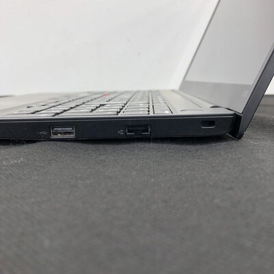 【長野稲里店】中古  LENOVO E15 Gen2 MSO 指紋認証あり (Intel Core i5 1135G7 2.4GHz/8GB/SSD256GB/-/オンボード/15.6/1920x1080/GbE/Wi-Fi/WEBCAM/W11P/Microsoft Office Home and Business 2024) 188563 