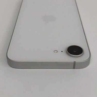 【津ラッツ店】中古  【国内版SIMフリー】Apple iPhone16e ホワイト 128GB MD1R4J/A 176665 