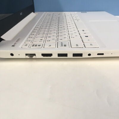 【博多店】中古  NEC PC-NS700NAW(i7-8565U/8GB/SSD512GB) 3310006726 