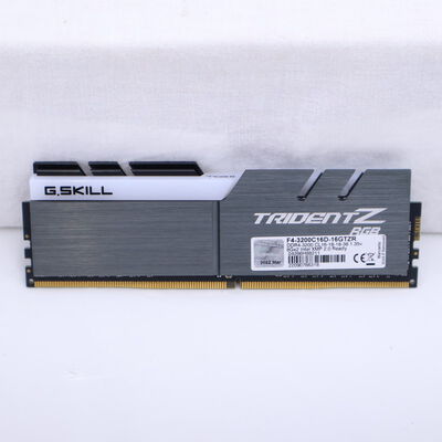 【通販センター】中古  PC4-25600 8GB デスクトップ用(DDR4-3200) 140727 