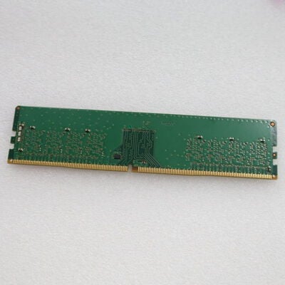 【通販センター】中古  PC4-25600 8GB デスクトップ用(DDR4-3200) 140727 