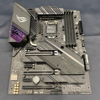 【横浜駅前店】中古  ASUS ROG STRIX Z490-E GAMING (Z490 1200 ATX DDR4) 142599 